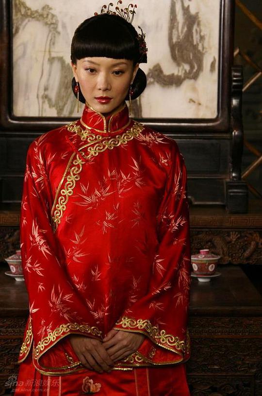 铁梨花演员探寻自然美景之旅，内心宁静的追寻