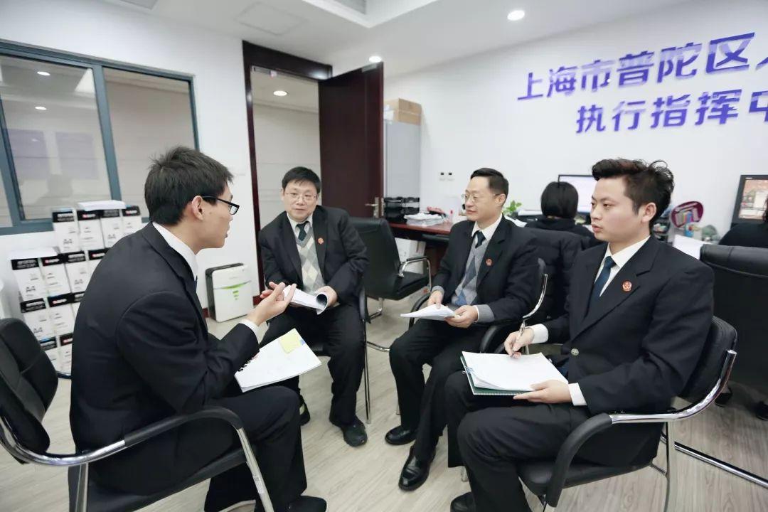 最新股权交易股票，心灵与自然的美景之旅同步展开