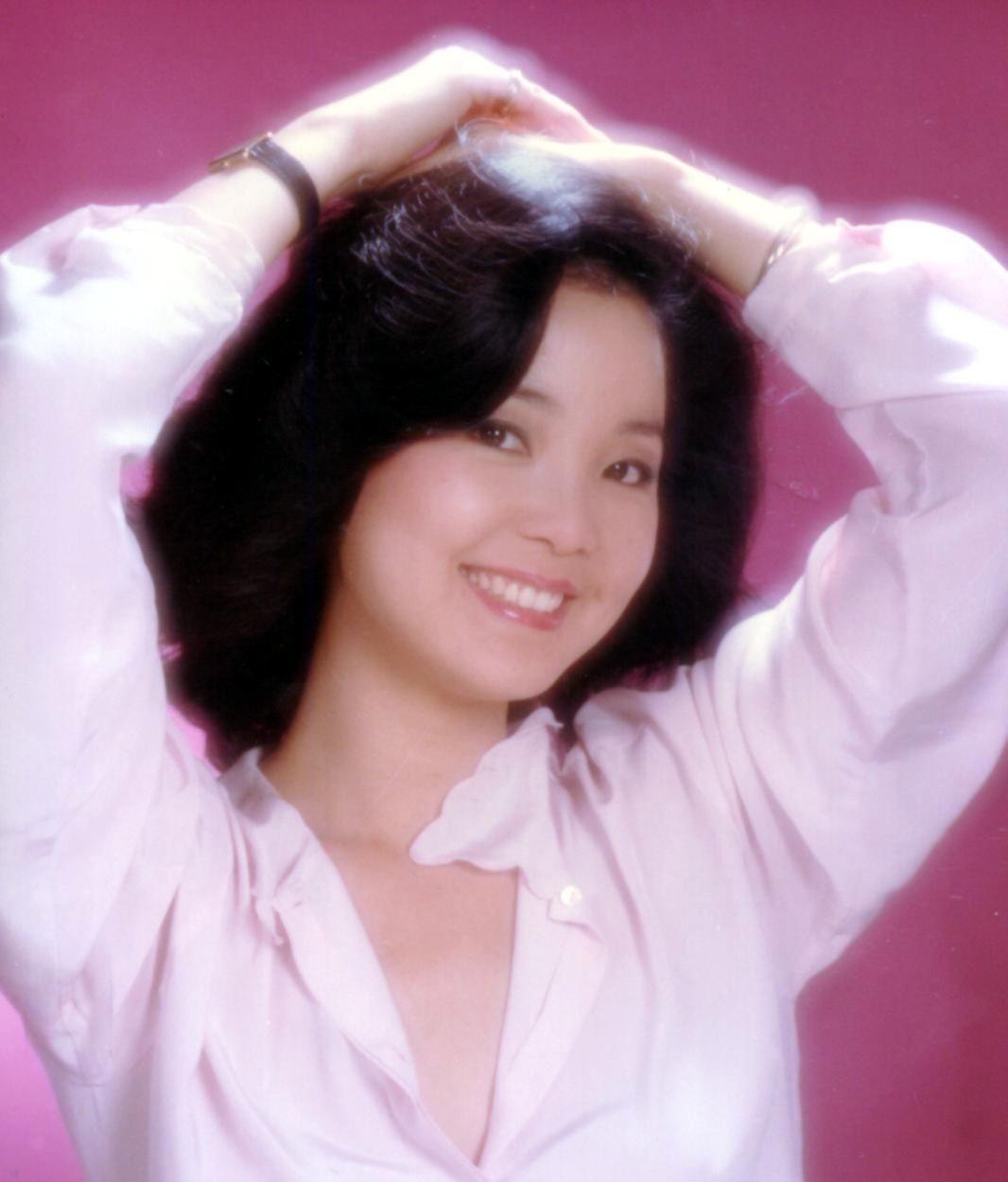 与君歌，激励人心的魅力之旅，自信与成就感的电视剧体验